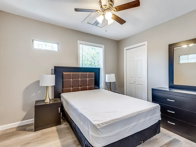Bedroom 3 Full Bed, 2 Side Tables and 2 Lamps