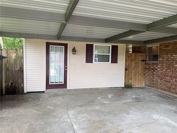 5th image of 3812 Ventura Dr