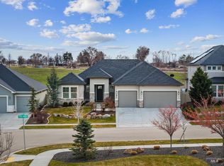 873 E Crest Ridge Dr, Meridian, ID 83642
