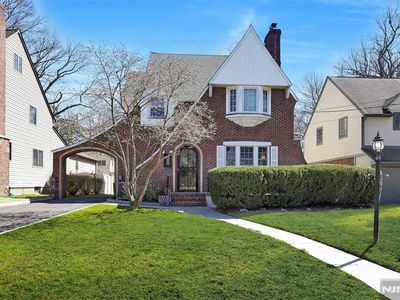 1219 Sussex Rd, Teaneck, NJ, 07666