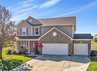 4621 W Dane Ct, New Palestine, IN 46163