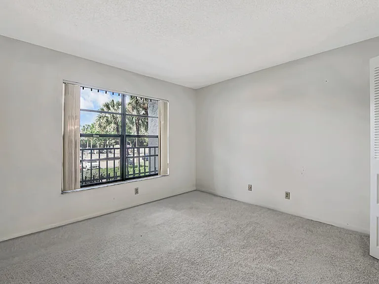 4640 Lucerne Lakes Blvd W #206 — Photo 12