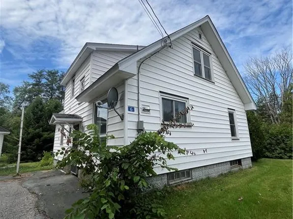 6 Barrieau St, Miramichi, NB E1N 4V3