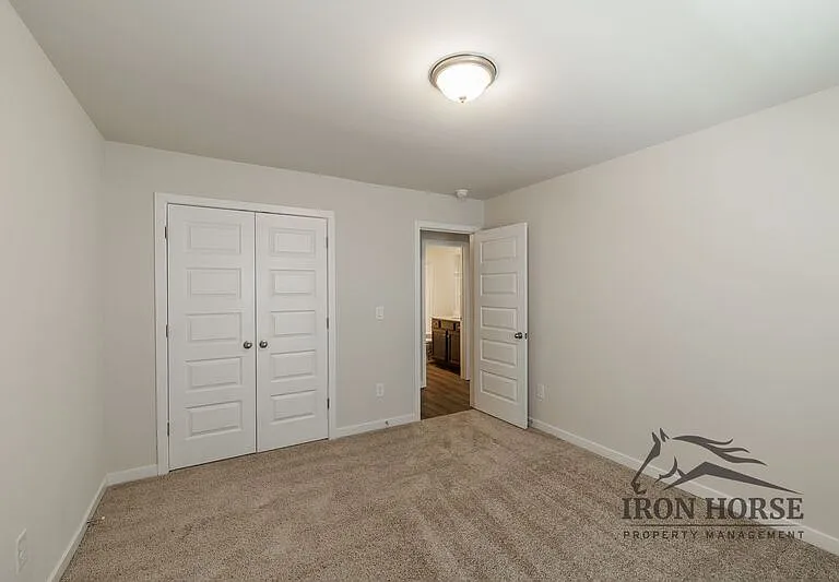 14 Depot Landing Way — Photo 22
