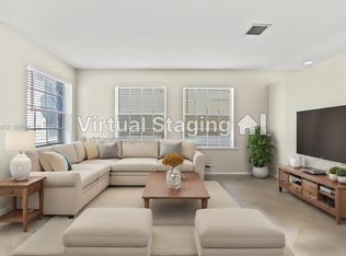 9042 Dupont Pl, Wellington, FL 33414