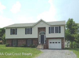 108 Meadowbrook Dr, Stephens City, VA 22655