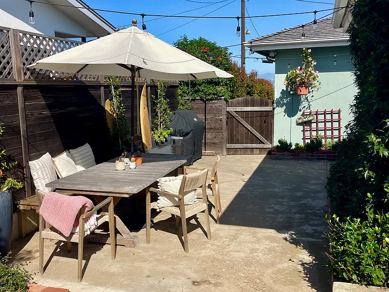 970 Tarento Dr — Photo 37