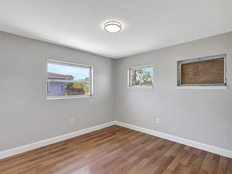 3853 Nottingham Dr — Photo 27