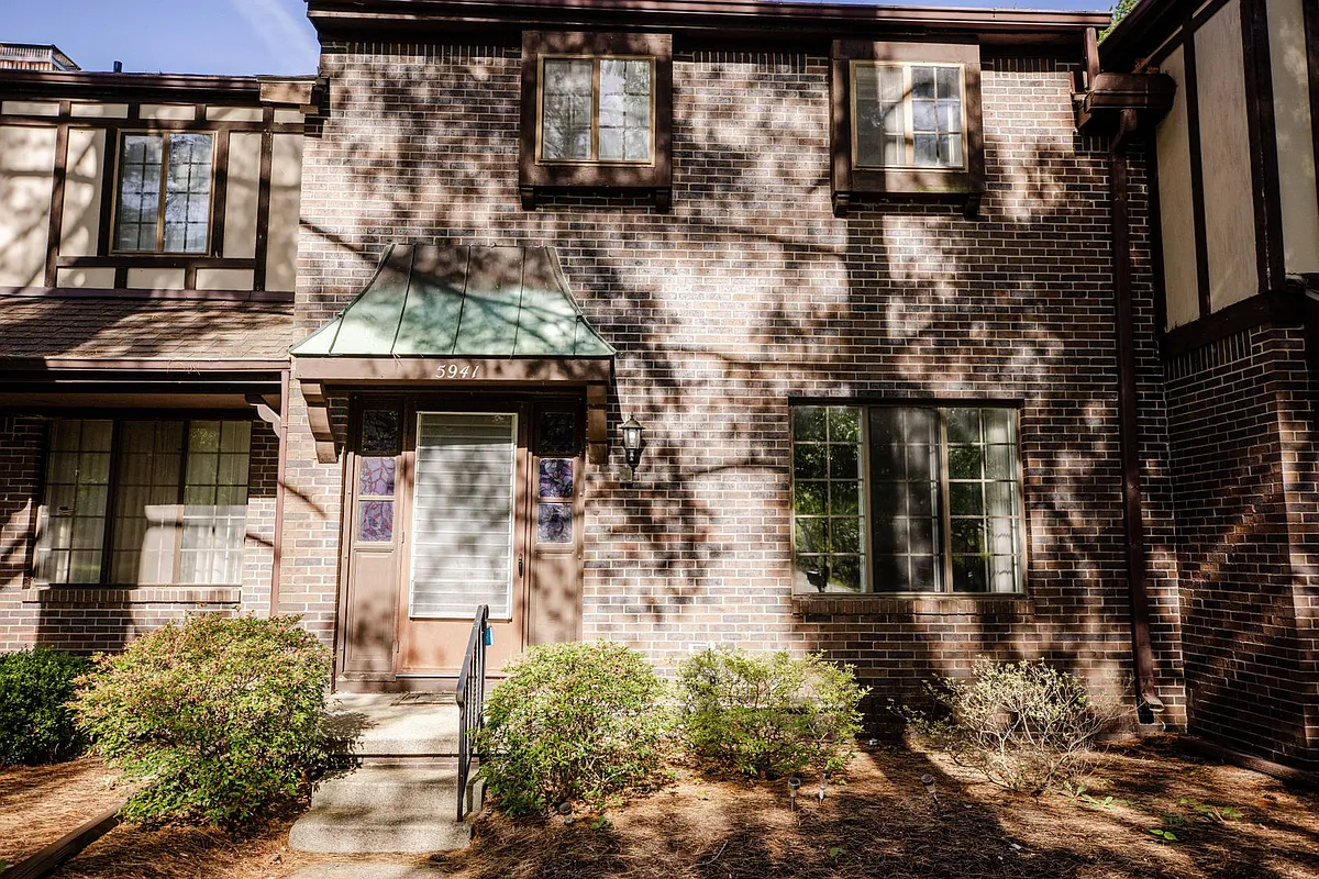 Building Photo - 5941 Tetherwood Dr