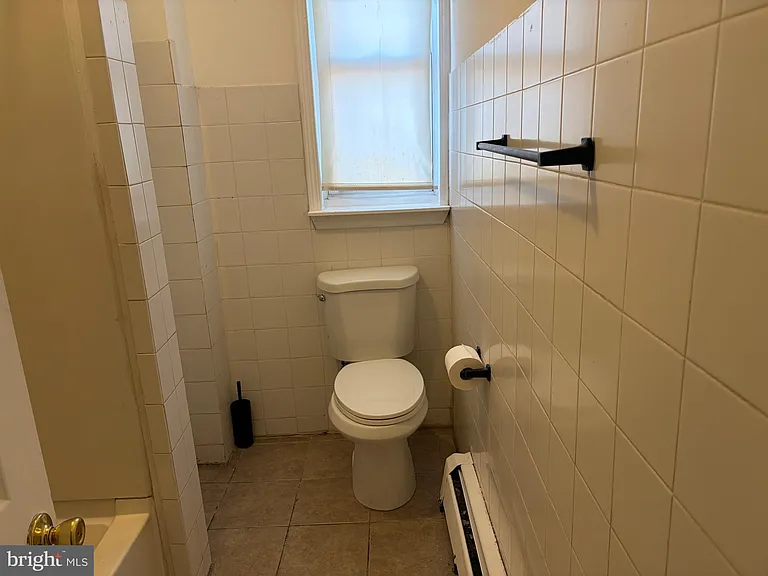 7058 Saybrook Ave — Photo 18