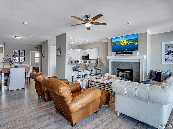 3rd image of 248 Plaza Gardens Ct Unit 4C