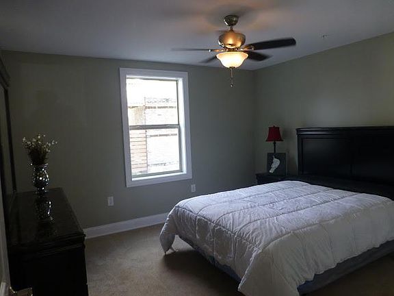 4th image of 354 Washington St #5