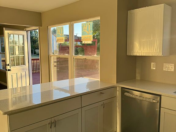5th image of 5046 Birchwood Farms Dr