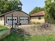 3 bed, 3.0 bath, 1743 sqft, $2,150 — Photo 2