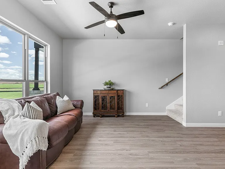 733 Meiomi Dr — Photo 3