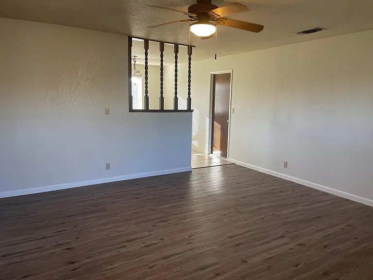 4350 Melody Ln — Photo 7