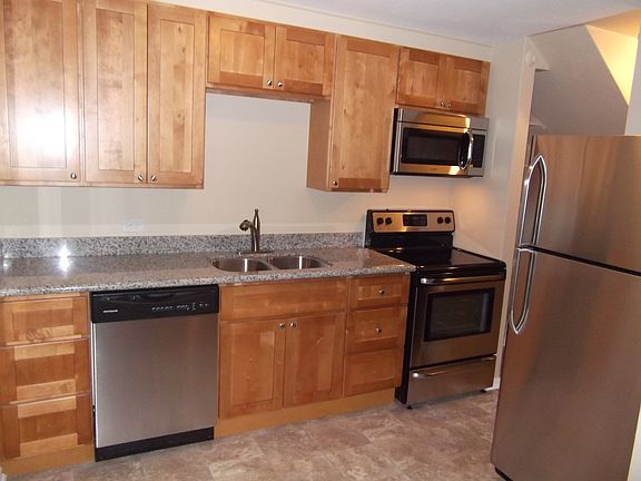 2nd image of 3217 Tarabochia St APT 3