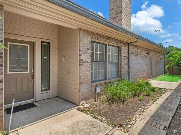 1364 Patio Dr, New Braunfels, TX 78130