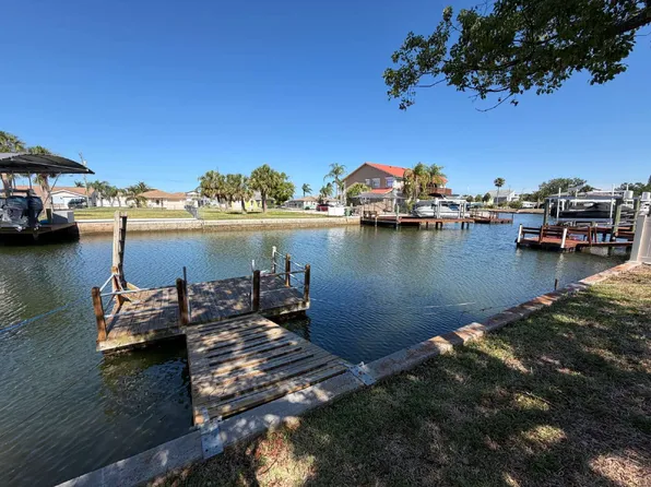 13815 San Juan Ave, Hudson, FL 34667