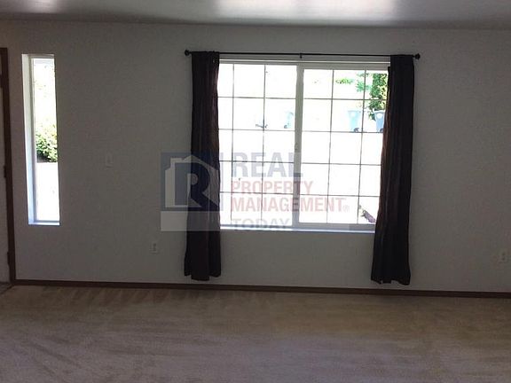 5th image of 2422 396th Street Ct S