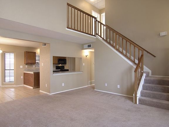 4th image of 9516 Jennie Lee Ln