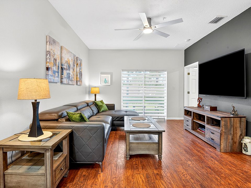 1st image of 3473 Parkridge Cir #3473