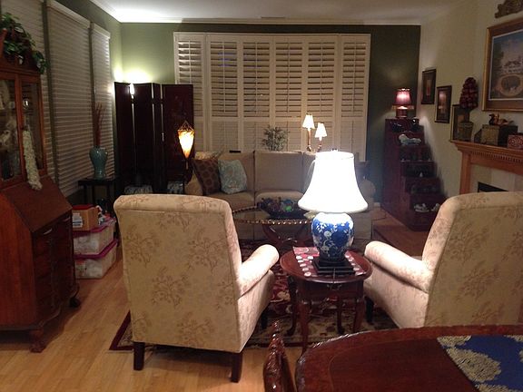 5th image of 837 B Ave