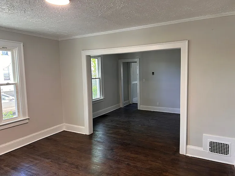 22 Lilac St — Photo 6