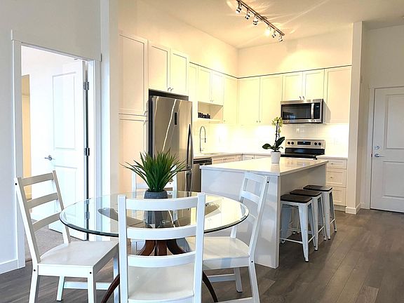 5th image of 13628 81a Ave #104