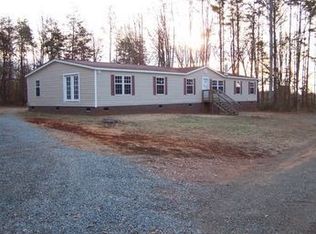 3069 Acorn Rd, Nathalie, VA 24577