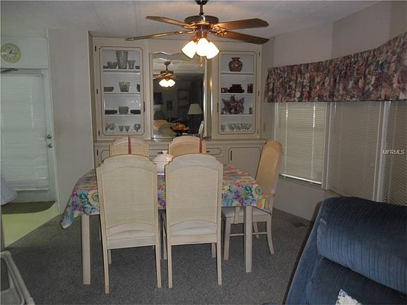 5th image of 32 Water Oak Ct