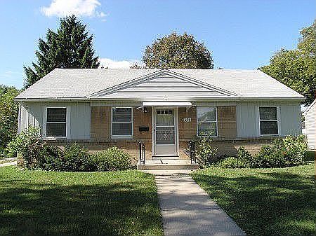 1st image of 634 Beach Ave