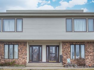 244 Cheyenne Rd, Lafayette, NJ 07848