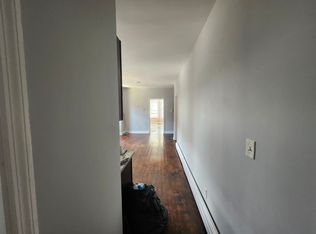 8 William St #2A, East Orange, NJ 07017