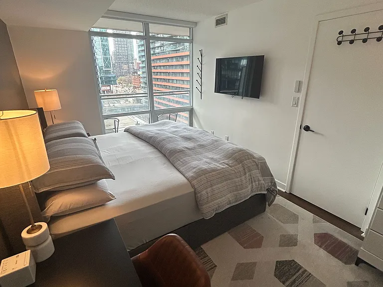 15 Fort York Blvd #1505 — Photo 6