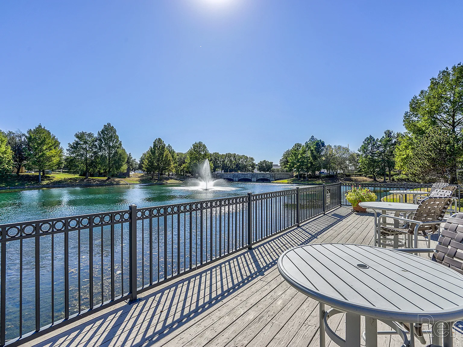 Cypress Lake at Stonebriar Apartments — Photo 2