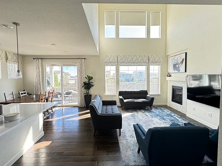 Living Area/Family Room with vaulted ceilings