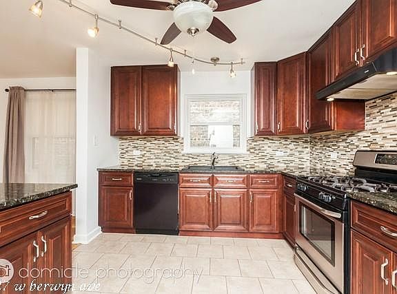 3rd image of 2527 W Berwyn Ave #1726
