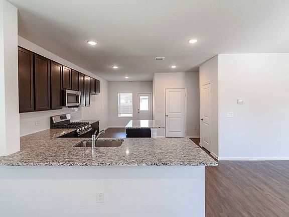 5th image of 213 Tokalaun Dr