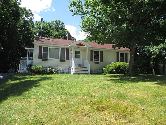 2nd image of 32 Pinewood Drive