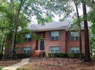 225 Huckleberry Ln, Wetumpka, AL 36092