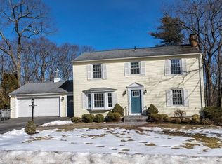 104 Bickford Hill Rd, Gardner, MA 01440