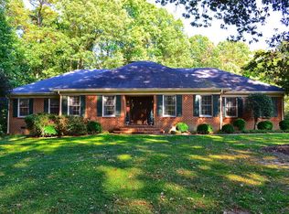 7257 Dutton Rd, Gloucester, VA 23061