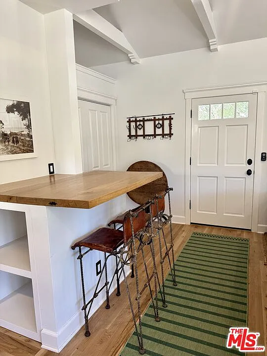 2 bed, 1.0 bath, 770 sqft, $5,500 — Photo 4