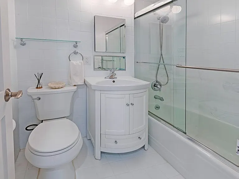 225 E 57th St #8M — Photo 6