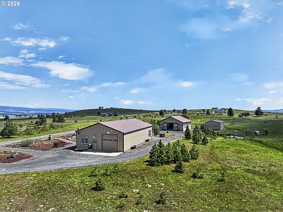 2nd image of 250 Schilling Rd