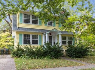 422 Grant St, Iowa City, IA 52240