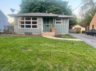 161 S Edison Ave, Elgin, IL 60123