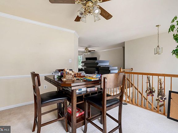 5th image of 11417 Scott Dr E