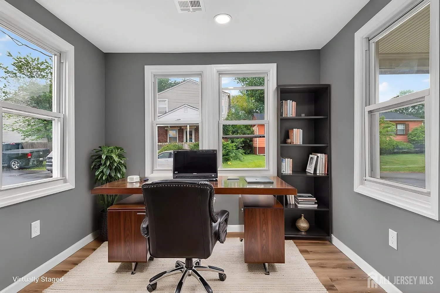 3 bed, 3.0 bath, $3,600 — Photo 2